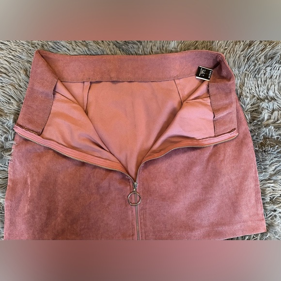 SHEIN Mauve Corduroy Mini Skirt With Zip Front - Picture 4 of 8